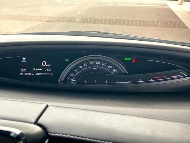エスティマハイブリッド ４ＷＤアエラスプレミアムＧ　新品タイヤ／保証書／純正　９インチ　ＳＤナビ／フリップダウンモニター／衝突安全装置／シートヒーター／車線逸脱防止支援システム／電動バックドア／ヘッドランプ　ＬＥＤ／Ｂｌｕｅｔｏｏｔｈ接続／ＥＴＣ（14枚目）