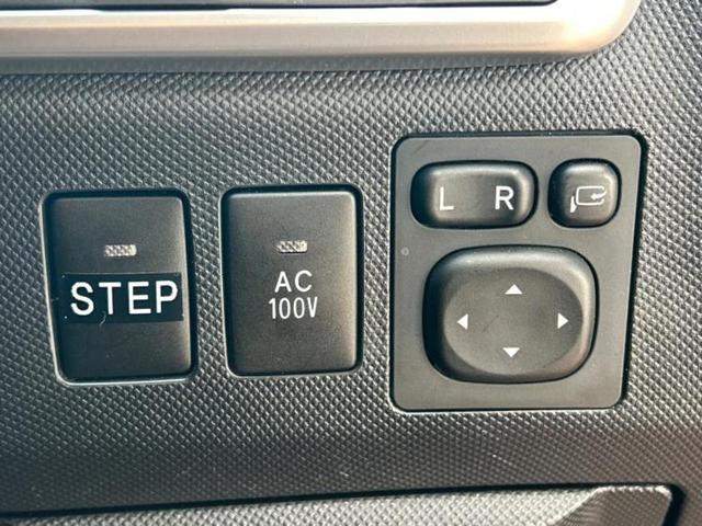 エスティマハイブリッド ４ＷＤアエラスプレミアムＧ　新品タイヤ／保証書／純正　９インチ　ＳＤナビ／フリップダウンモニター／衝突安全装置／シートヒーター／車線逸脱防止支援システム／電動バックドア／ヘッドランプ　ＬＥＤ／Ｂｌｕｅｔｏｏｔｈ接続／ＥＴＣ（29枚目）