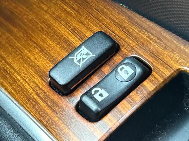 エスティマハイブリッド ４ＷＤアエラスプレミアムＧ　新品タイヤ／保証書／純正　９インチ　ＳＤナビ／フリップダウンモニター／衝突安全装置／シートヒーター／車線逸脱防止支援システム／電動バックドア／ヘッドランプ　ＬＥＤ／Ｂｌｕｅｔｏｏｔｈ接続／ＥＴＣ（30枚目）