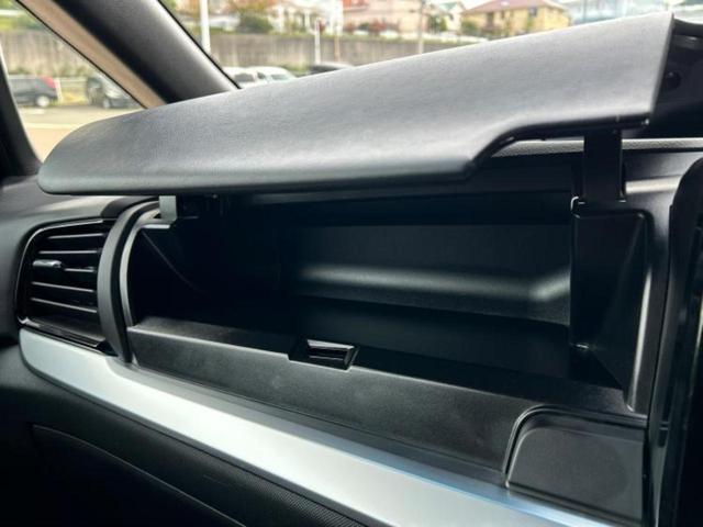 エスティマハイブリッド ４ＷＤアエラスプレミアムＧ　新品タイヤ／保証書／純正　９インチ　ＳＤナビ／フリップダウンモニター／衝突安全装置／シートヒーター／車線逸脱防止支援システム／電動バックドア／ヘッドランプ　ＬＥＤ／Ｂｌｕｅｔｏｏｔｈ接続／ＥＴＣ（37枚目）