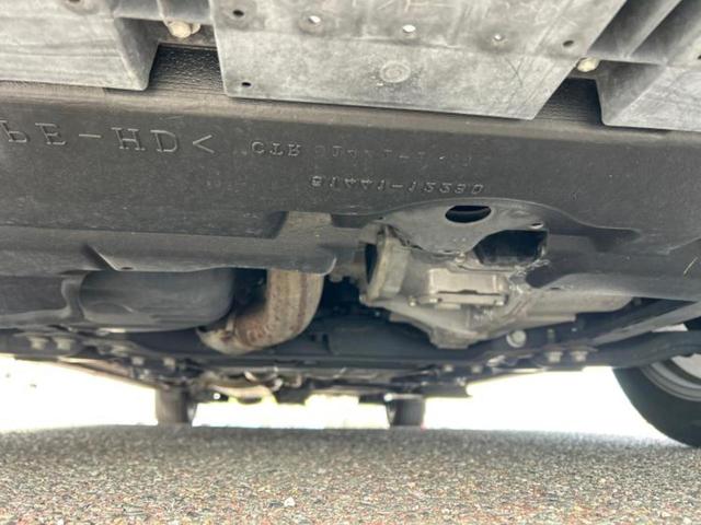 エスティマハイブリッド ４ＷＤアエラスプレミアムＧ　新品タイヤ／保証書／純正　９インチ　ＳＤナビ／フリップダウンモニター／衝突安全装置／シートヒーター／車線逸脱防止支援システム／電動バックドア／ヘッドランプ　ＬＥＤ／Ｂｌｕｅｔｏｏｔｈ接続／ＥＴＣ（57枚目）