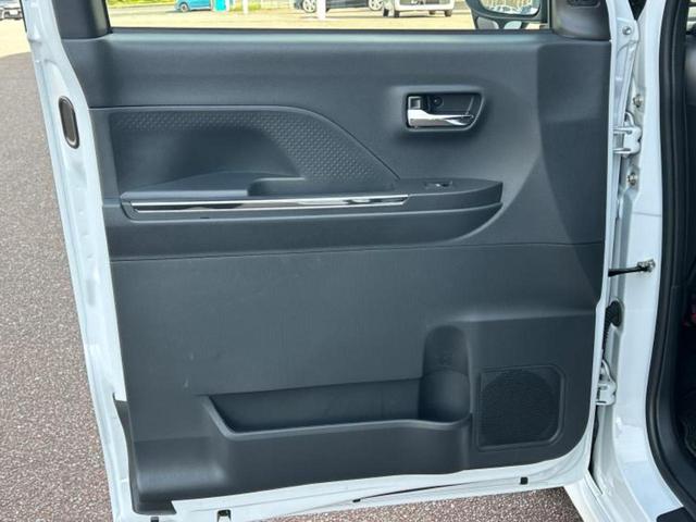 タント カスタムＲＳ　保証書／純正　１０インチ　メモリーナビ／スマートアシスト（トヨタ・ダイハツ）／両側電動スライドドア／シートヒーター　前席／パノラマモニター／車線逸脱防止支援システム／シート　ハーフレザー　ターボ（22枚目）