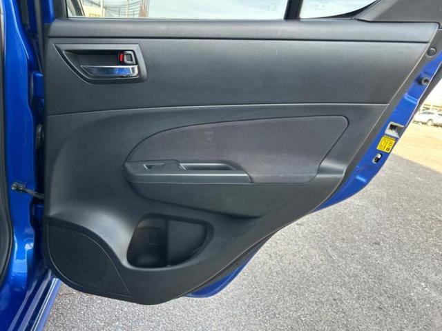 スイフト RS USBジャック/ETC/EBD付ABS/エアバッグ 運転席/エアバッグ 助手席/アルミホイール 純正 16インチ/パワーウインドウ/キーレスエントリー/オートエアコン/パワーステアリング 盗難防止装置(20枚目)