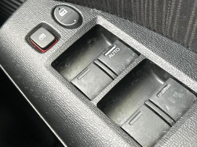 フリードスパイクハイブリッド ハイブリッドプレミアムエディション　社外　ＳＤナビ／フリップダウンモニター／両側電動スライドドア／シート　合皮／ヘッドランプ　ＨＩＤ／ＥＴＣ／ＥＢＤ付ＡＢＳ／横滑り防止装置／アイドリングストップ／フルセグＴＶ／エアバッグ　運転席（26枚目）