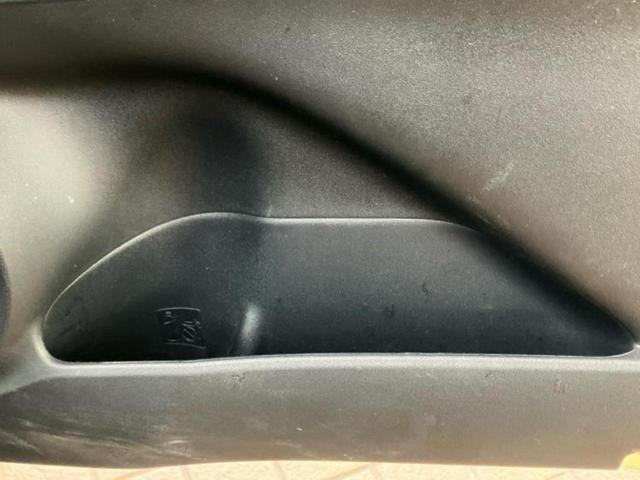 プリウス Sツーリングセレクション 新品タイヤ/保証書/純正 9インチ SDナビ/シートヒーター/ヘッドランプ LED/Bluetooth接続/ETC/EBD付ABS/横滑り防止装置/フルセグTV/DVD/エアバッグ 運転席 ローダウン(44枚目)