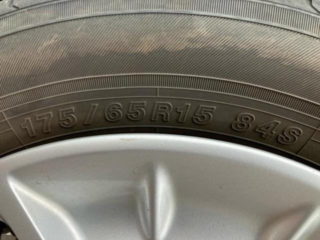 キューブ １５Ｘ　新品タイヤ／保証書／純正　ＳＤナビ／ドライブレコーダー　前後／ＥＴＣ／ＥＢＤ付ＡＢＳ／ワンセグＴＶ／エアバッグ　運転席／エアバッグ　助手席／パワーウインドウ／エンジンスタートボタン／キーレスエントリー（52枚目）