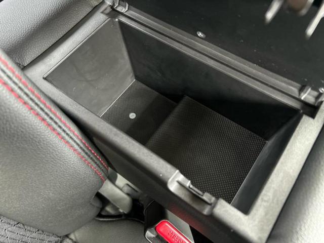 スペーシアカスタム ハイブリッドXS 保証書/純正 8インチ SDナビ/セーフティサポート(スズキ)/両側電動スライドドア/シートヒーター 運転席/車線逸脱防止支援システム/シート ハーフレザー/ヘッドランプ LED 衝突被害軽減システム(32枚目)