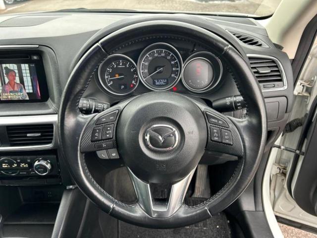 CX-5 20Sプロアクティブ 保証書/純正 SDナビ/衝突安全装置/車線逸脱防止支援システム/ヘッドランプ HID/ETC/EBD付ABS/横滑り防止装置/アイドリングストップ/サイドモニター/バックモニター/フルセグTV(15枚目)