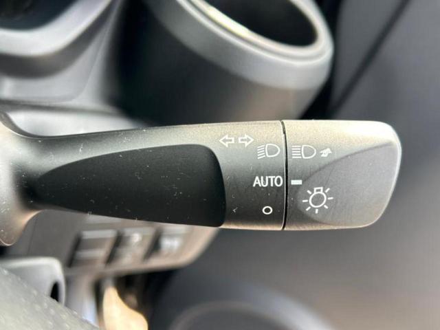 ミライース L 新品タイヤ/保証書/EBD付ABS/横滑り防止装置/アイドリングストップ/禁煙車/エアバッグ 運転席/エアバッグ 助手席/衝突安全ボディ/パワーウインドウ/キーレスエントリー/マニュアルエアコン(11枚目)