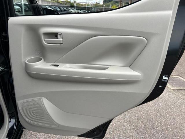 デイズ Ｓ　新品タイヤ／保証書／ＵＳＢジャック／ＥＢＤ付ＡＢＳ／アイドリングストップ／禁煙車／エアバッグ　運転席／エアバッグ　助手席／衝突安全ボディ／パワーウインドウ／オートライト／取扱説明書　レンタカーアップ（21枚目）