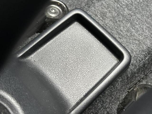 ミライース L 新品タイヤ/EBD付ABS/横滑り防止装置/アイドリングストップ/禁煙車/エアバッグ 運転席/エアバッグ 助手席/衝突安全ボディ/マニュアルエアコン/定期点検記録簿/アクセサリーソケット(32枚目)