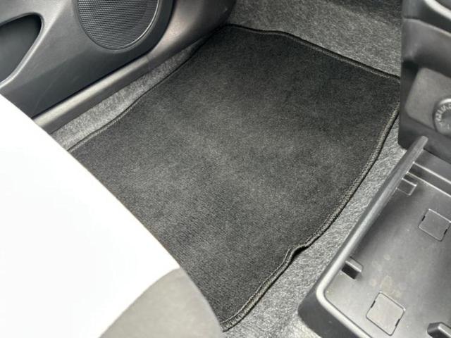 ミライース L 新品タイヤ/EBD付ABS/横滑り防止装置/アイドリングストップ/禁煙車/エアバッグ 運転席/エアバッグ 助手席/衝突安全ボディ/マニュアルエアコン/定期点検記録簿/アクセサリーソケット(41枚目)