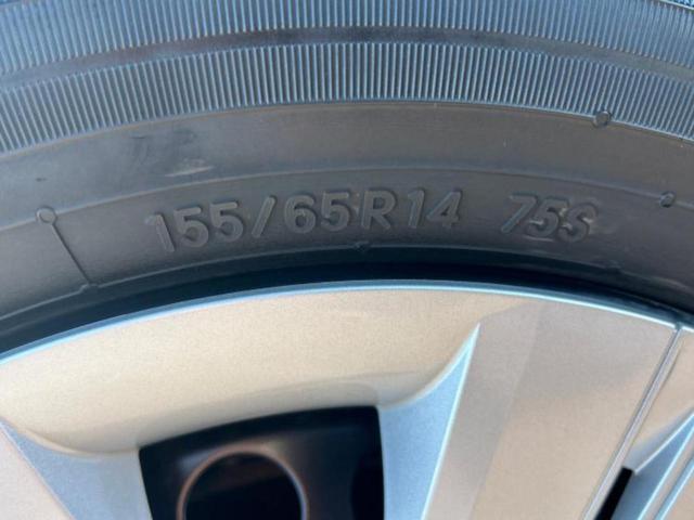 ＷＥＣＡＲＳの展示場では実際に見て、触ってお車をお選びいただけます！知識の豊富な営業スタッフが様々なカーライフをご提案いたします！