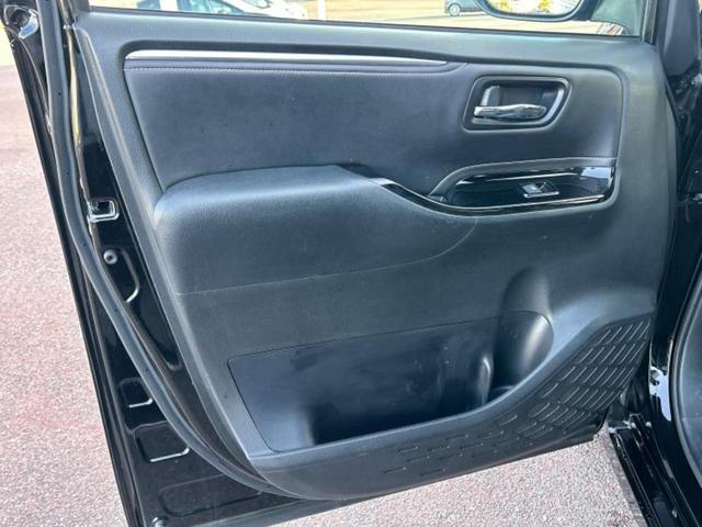 エスクァイア ハイブリッドGi 保証書/純正 10インチ SDナビ/フリップダウンモニター/両側電動スライドドア/シートヒーター 前席/シート 合皮/ヘッドランプ LED/Bluetooth接続/ETC/EBD付ABS バックカメラ(24枚目)