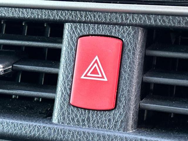 エスクァイア ハイブリッドGi 保証書/純正 10インチ SDナビ/フリップダウンモニター/両側電動スライドドア/シートヒーター 前席/シート 合皮/ヘッドランプ LED/Bluetooth接続/ETC/EBD付ABS バックカメラ(31枚目)