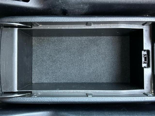 エスクァイア ハイブリッドGi 保証書/純正 10インチ SDナビ/フリップダウンモニター/両側電動スライドドア/シートヒーター 前席/シート 合皮/ヘッドランプ LED/Bluetooth接続/ETC/EBD付ABS バックカメラ(46枚目)