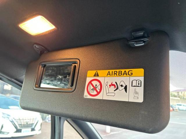 エスクァイア ハイブリッドGi 保証書/純正 10インチ SDナビ/フリップダウンモニター/両側電動スライドドア/シートヒーター 前席/シート 合皮/ヘッドランプ LED/Bluetooth接続/ETC/EBD付ABS バックカメラ(52枚目)