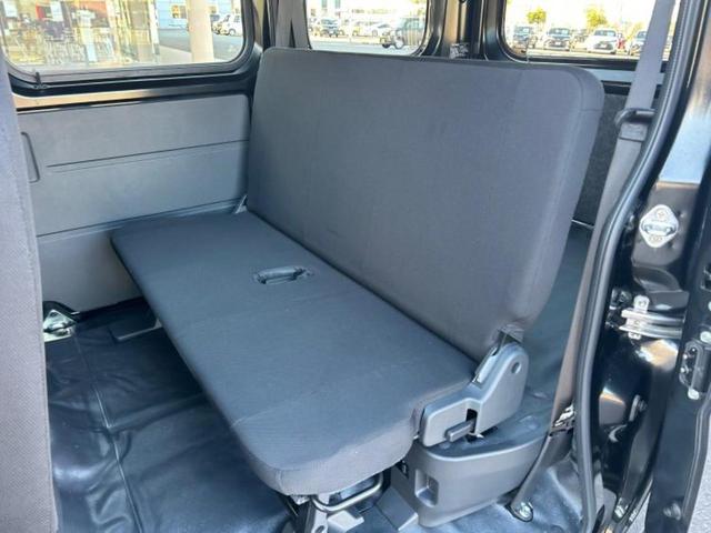 ハイゼットカーゴ デラックス　新品タイヤ／保証書／ディスプレイオーディオ／スマートアシスト（トヨタ・ダイハツ）／車線逸脱防止支援システム／ＵＳＢジャック／Ｂｌｕｅｔｏｏｔｈ接続／ＥＴＣ／ＥＢＤ付ＡＢＳ／横滑り防止装置　バックカメラ（7枚目）