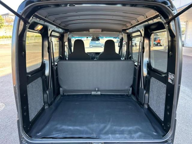 ハイゼットカーゴ デラックス　新品タイヤ／保証書／ディスプレイオーディオ／スマートアシスト（トヨタ・ダイハツ）／車線逸脱防止支援システム／ＵＳＢジャック／Ｂｌｕｅｔｏｏｔｈ接続／ＥＴＣ／ＥＢＤ付ＡＢＳ／横滑り防止装置　バックカメラ（8枚目）