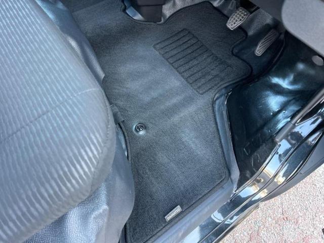 ハイゼットカーゴ デラックス　新品タイヤ／保証書／ディスプレイオーディオ／スマートアシスト（トヨタ・ダイハツ）／車線逸脱防止支援システム／ＵＳＢジャック／Ｂｌｕｅｔｏｏｔｈ接続／ＥＴＣ／ＥＢＤ付ＡＢＳ／横滑り防止装置　バックカメラ（41枚目）