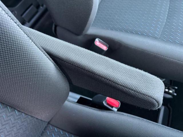 ルーミー カスタムＧ－Ｔ　保証書／社外　９インチ　ＳＤナビ／衝突安全装置／両側電動スライドドア／パノラミックビューモニター／車線逸脱防止支援システム／ヘッドランプ　ＬＥＤ／Ｂｌｕｅｔｏｏｔｈ接続／ＥＴＣ／ＥＢＤ付ＡＢＳ（32枚目）