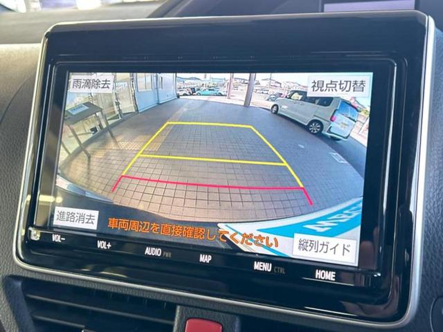 エスクァイア Ｇｉプレミアムパッケージ　純正　９インチ　ナビ／デジタルインナーミラー／トヨタセーフティセンス／両側電動スライドドア／シートヒーター　前席／車線逸脱防止支援システム／ドライブレコーダー　前後／ヘッドランプ　ＬＥＤ　バックカメラ（12枚目）