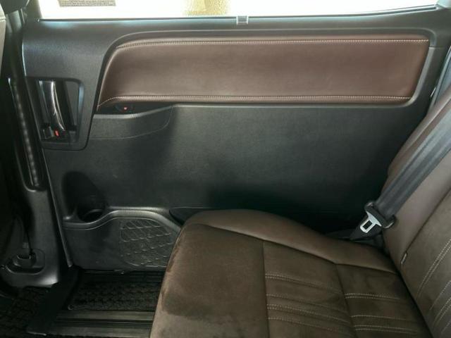 エスクァイア Ｇｉプレミアムパッケージ　純正　９インチ　ナビ／デジタルインナーミラー／トヨタセーフティセンス／両側電動スライドドア／シートヒーター　前席／車線逸脱防止支援システム／ドライブレコーダー　前後／ヘッドランプ　ＬＥＤ　バックカメラ（23枚目）