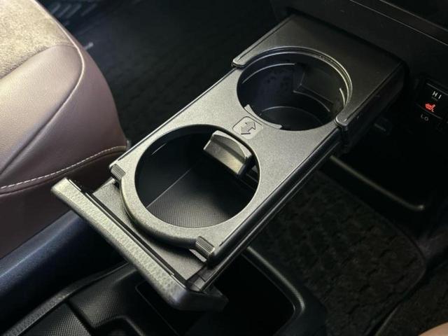 エスクァイア Ｇｉプレミアムパッケージ　純正　９インチ　ナビ／デジタルインナーミラー／トヨタセーフティセンス／両側電動スライドドア／シートヒーター　前席／車線逸脱防止支援システム／ドライブレコーダー　前後／ヘッドランプ　ＬＥＤ　バックカメラ（38枚目）