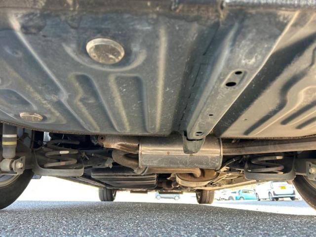 エスクァイア Ｇｉプレミアムパッケージ　純正　９インチ　ナビ／デジタルインナーミラー／トヨタセーフティセンス／両側電動スライドドア／シートヒーター　前席／車線逸脱防止支援システム／ドライブレコーダー　前後／ヘッドランプ　ＬＥＤ　バックカメラ（57枚目）