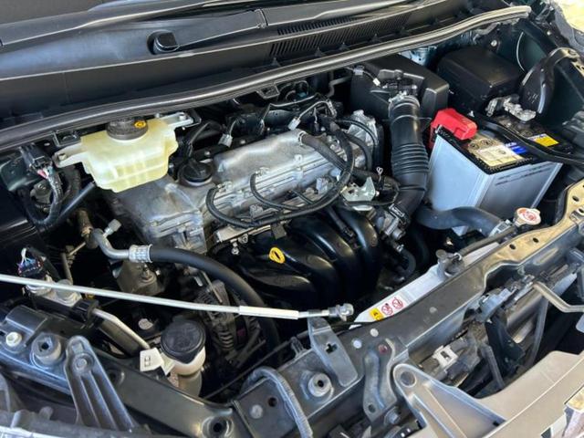 エスクァイア Ｇｉプレミアムパッケージ　純正　９インチ　ナビ／デジタルインナーミラー／トヨタセーフティセンス／両側電動スライドドア／シートヒーター　前席／車線逸脱防止支援システム／ドライブレコーダー　前後／ヘッドランプ　ＬＥＤ　バックカメラ（60枚目）