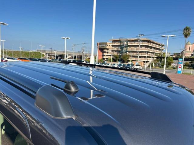 スペーシアギア ハイブリッドXZターボ 新品タイヤ/純正 9インチ メモリーナビ/セーフティサポート(スズキ)/両側電動スライドドア/シートヒーター 前席/全方位モニター/車線逸脱防止支援システム/ヘッドランプ LED 衝突被害軽減システム(57枚目)