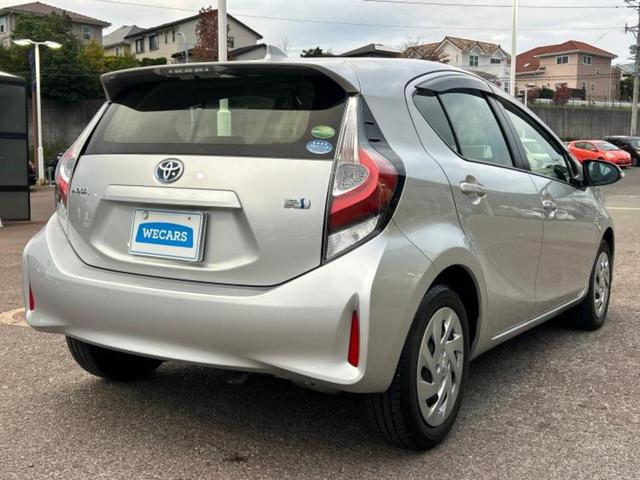 アクア L 保証書/純正 SDナビ/Bluetooth接続/ETC/EBD付ABS/横滑り防止装置/アイドリングストップ/ワンセグTV/エアバッグ 運転席/エアバッグ 助手席/衝突安全ボディ/パワーウインドウ(3枚目)