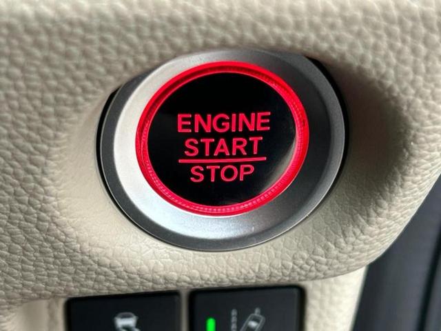 N-BOX G・Lホンダセンシング 新品タイヤ/保証書/純正 SDナビ/両側電動スライドドア/ヘッドランプ LED/ETC/EBD付ABS/横滑り防止装置/アイドリングストップ/フルセグTV/エアバッグ 運転席/エアバッグ 助手席(25枚目)