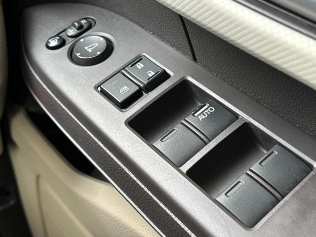 N-BOX G・Lホンダセンシング 新品タイヤ/保証書/純正 SDナビ/両側電動スライドドア/ヘッドランプ LED/ETC/EBD付ABS/横滑り防止装置/アイドリングストップ/フルセグTV/エアバッグ 運転席/エアバッグ 助手席(29枚目)