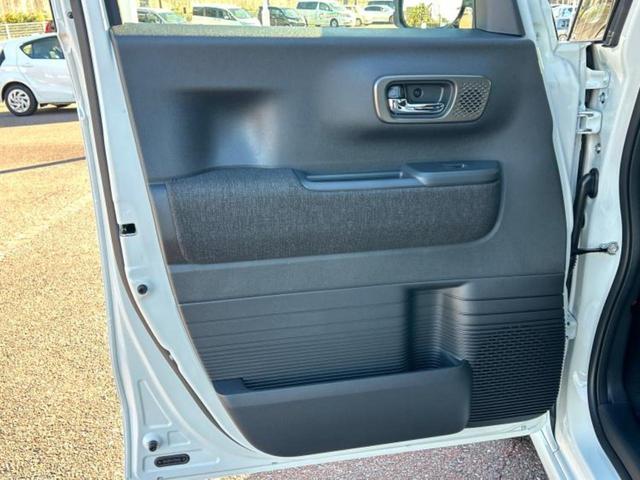 N-BOXカスタム ヒョウジュン 保証書/純正 8インチ ナビ/ホンダセンシング/両側電動スライドドア/シートヒーター 前席/車線逸脱防止支援システム/登録済未使用車/ヘッドランプ LED/Bluetooth接続/EBD付ABS(22枚目)