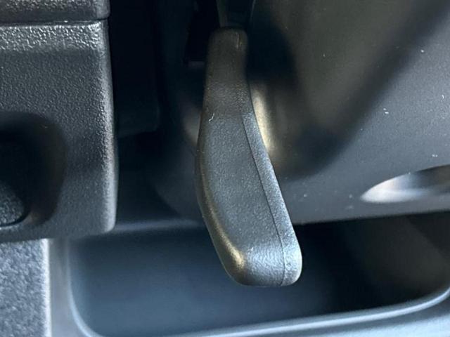 N-BOXカスタム ヒョウジュン 保証書/純正 8インチ ナビ/ホンダセンシング/両側電動スライドドア/シートヒーター 前席/車線逸脱防止支援システム/登録済未使用車/ヘッドランプ LED/Bluetooth接続/EBD付ABS(40枚目)