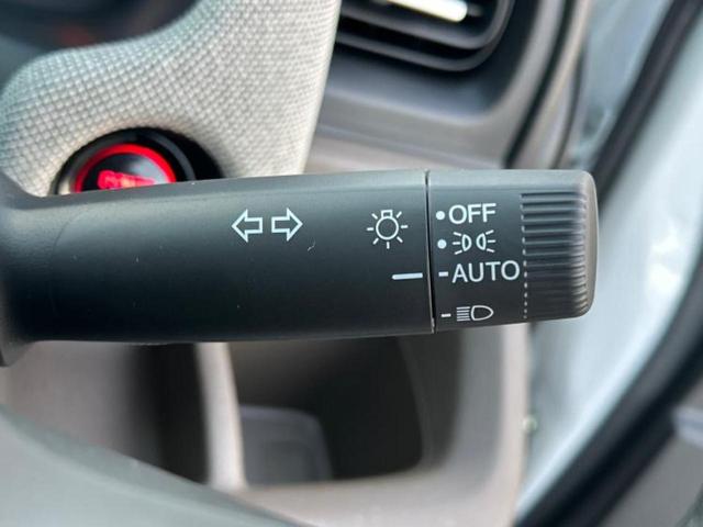 フリード eHEVエアー 保証書/純正 8インチ ナビ/ホンダセンシング/両側電動スライドドア/車線逸脱防止支援システム/登録済未使用車/ヘッドランプ LED/Bluetooth接続/EBD付ABS/横滑り防止装置 禁煙車(15枚目)