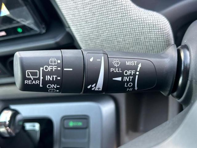 フリード eHEVエアー 保証書/純正 8インチ ナビ/ホンダセンシング/両側電動スライドドア/車線逸脱防止支援システム/登録済未使用車/ヘッドランプ LED/Bluetooth接続/EBD付ABS/横滑り防止装置 禁煙車(16枚目)