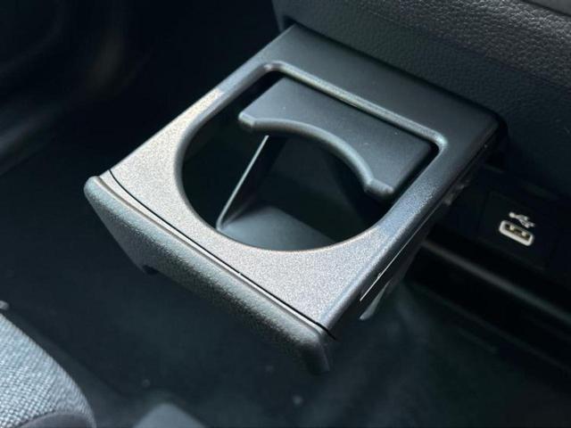 フリード eHEVエアー 保証書/純正 8インチ ナビ/ホンダセンシング/両側電動スライドドア/車線逸脱防止支援システム/登録済未使用車/ヘッドランプ LED/Bluetooth接続/EBD付ABS/横滑り防止装置 禁煙車(37枚目)