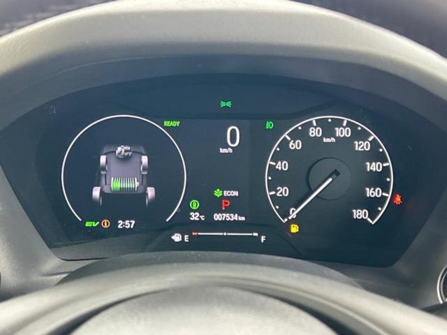 ヴェゼル ｅＨＥＶ　Ｚ　保証書／純正　８インチ　ナビ／ホンダセンシング／シートヒーター　前席／車線逸脱防止支援システム／シート　ハーフレザー／電動バックドア／ヘッドランプ　ＬＥＤ／ＵＳＢジャック／Ｂｌｕｅｔｏｏｔｈ接続（13枚目）