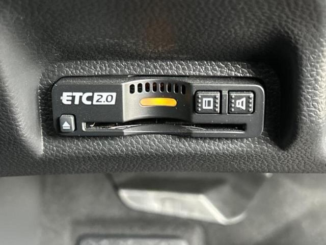 ヴェゼル ｅＨＥＶ　Ｚ　保証書／純正　８インチ　ナビ／ホンダセンシング／シートヒーター　前席／車線逸脱防止支援システム／シート　ハーフレザー／電動バックドア／ヘッドランプ　ＬＥＤ／ＵＳＢジャック／Ｂｌｕｅｔｏｏｔｈ接続（18枚目）