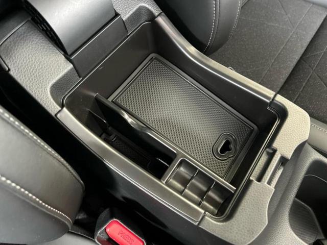 ヴェゼル ｅＨＥＶ　Ｚ　保証書／純正　８インチ　ナビ／ホンダセンシング／シートヒーター　前席／車線逸脱防止支援システム／シート　ハーフレザー／電動バックドア／ヘッドランプ　ＬＥＤ／ＵＳＢジャック／Ｂｌｕｅｔｏｏｔｈ接続（31枚目）