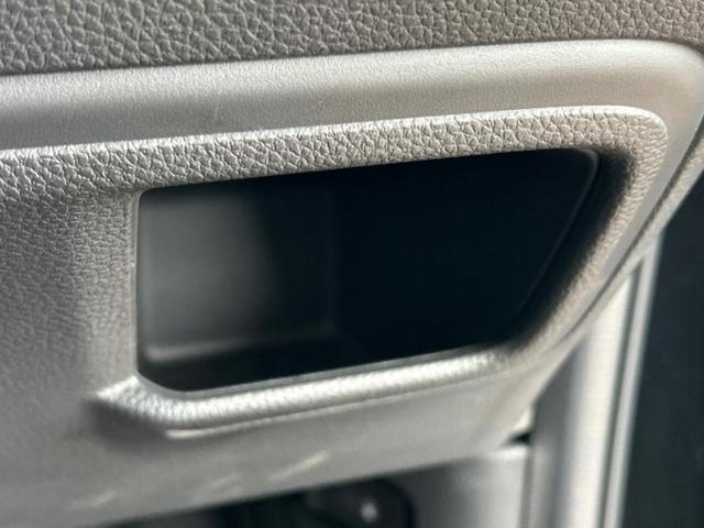 ヴェゼル ｅＨＥＶ　Ｚ　保証書／純正　８インチ　ナビ／ホンダセンシング／シートヒーター　前席／車線逸脱防止支援システム／シート　ハーフレザー／電動バックドア／ヘッドランプ　ＬＥＤ／ＵＳＢジャック／Ｂｌｕｅｔｏｏｔｈ接続（45枚目）