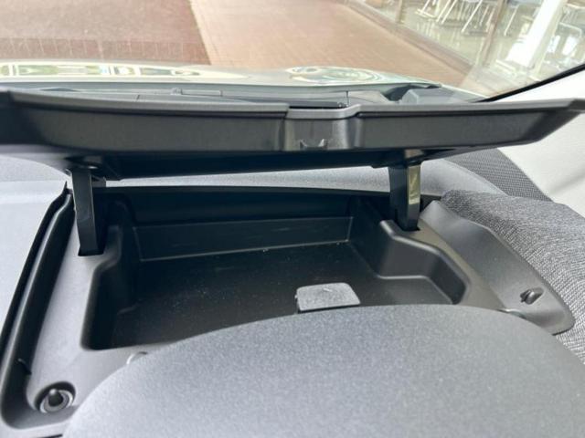 シエンタ ハイブリッドＺ　新品タイヤ／保証書／ディスプレイオーディオ＋ナビ１０インチ／衝突安全装置／両側電動スライドドア／シートヒーター　前席／全方位モニター／車線逸脱防止支援システム／ヘッドランプ　ＬＥＤ　全周囲カメラ（43枚目）