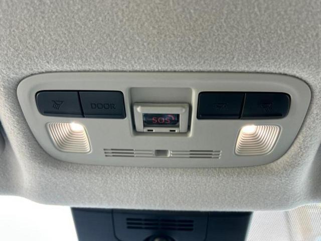 シエンタ ハイブリッドＺ　新品タイヤ／保証書／ディスプレイオーディオ＋ナビ１０インチ／衝突安全装置／両側電動スライドドア／シートヒーター　前席／全方位モニター／車線逸脱防止支援システム／ヘッドランプ　ＬＥＤ　全周囲カメラ（46枚目）