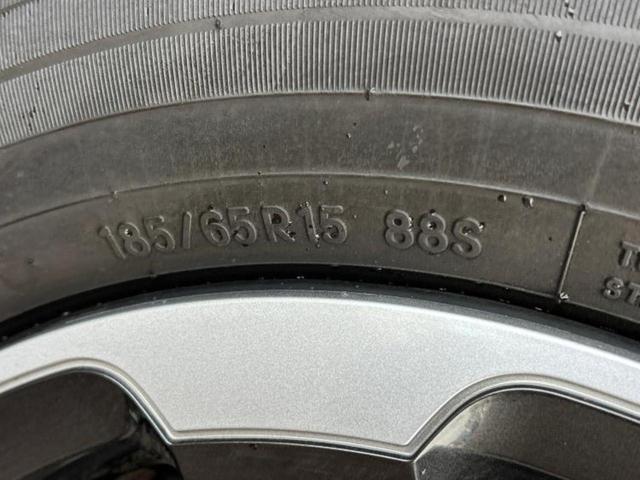 シエンタ ハイブリッドＺ　新品タイヤ／保証書／ディスプレイオーディオ＋ナビ１０インチ／衝突安全装置／両側電動スライドドア／シートヒーター　前席／全方位モニター／車線逸脱防止支援システム／ヘッドランプ　ＬＥＤ　全周囲カメラ（58枚目）