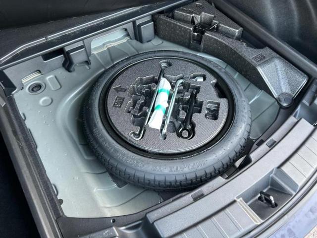 カローラツーリング ハイブリッドダブルバイビー 保証書/ディスプレイオーディオ+ナビ8インチ/トヨタセーフティセンス/車線逸脱防止支援システム/シート ハーフレザー/ヘッドランプ LED/Bluetooth接続/ETC/EBD付ABS バックカメラ(24枚目)