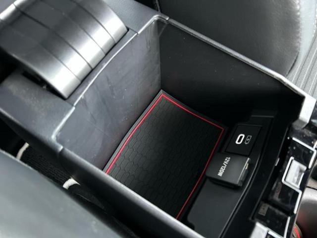 カローラツーリング ハイブリッドダブルバイビー 保証書/ディスプレイオーディオ+ナビ8インチ/トヨタセーフティセンス/車線逸脱防止支援システム/シート ハーフレザー/ヘッドランプ LED/Bluetooth接続/ETC/EBD付ABS バックカメラ(33枚目)