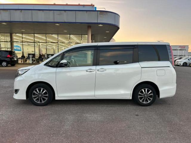 エスクァイア Ｇｉ　新品タイヤ／保証書／純正　９インチ　ＳＤナビ／トヨタセーフティセンス／両側電動スライドドア／シートヒーター／車線逸脱防止支援システム／シート　合皮／ヘッドランプ　ＬＥＤ／Ｂｌｕｅｔｏｏｔｈ接続　ＥＴＣ（2枚目）