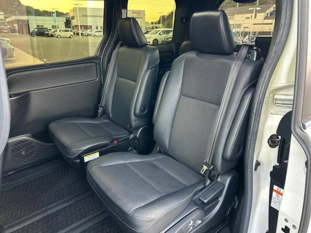 エスクァイア Ｇｉ　新品タイヤ／保証書／純正　９インチ　ＳＤナビ／トヨタセーフティセンス／両側電動スライドドア／シートヒーター／車線逸脱防止支援システム／シート　合皮／ヘッドランプ　ＬＥＤ／Ｂｌｕｅｔｏｏｔｈ接続　ＥＴＣ（8枚目）